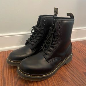 Dr Martens 1460 Women’s size 9